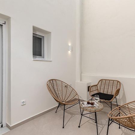 Heavenly Suites & Studios Naxos City Екстер'єр фото