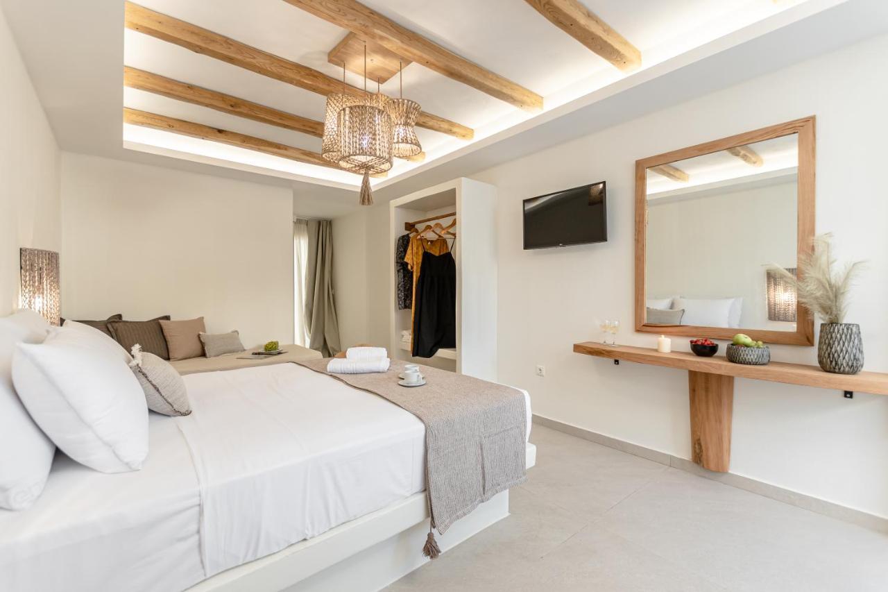 Heavenly Suites & Studios Naxos City Екстер'єр фото
