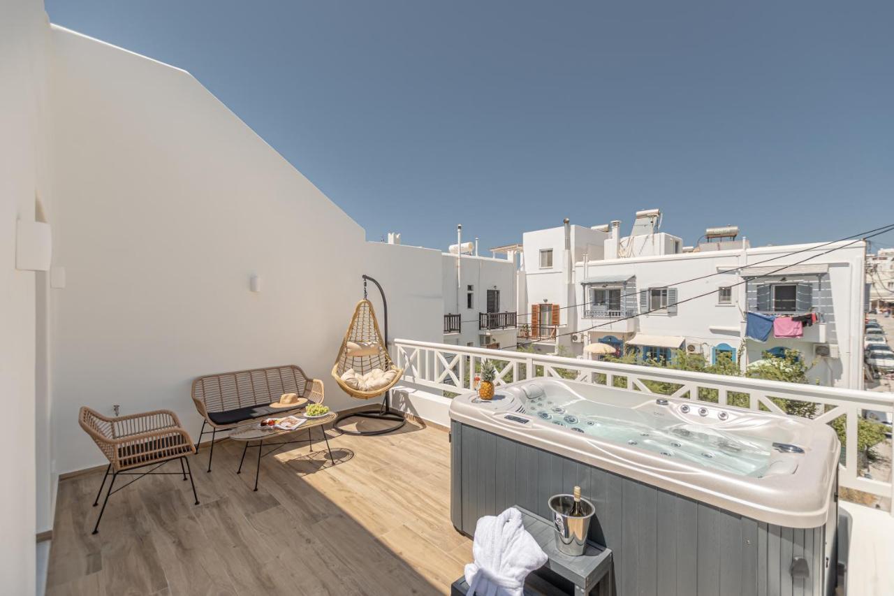 Heavenly Suites & Studios Naxos City Екстер'єр фото