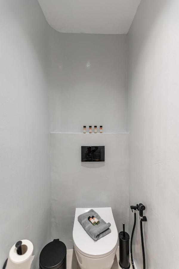 Heavenly Suites & Studios Naxos City Екстер'єр фото