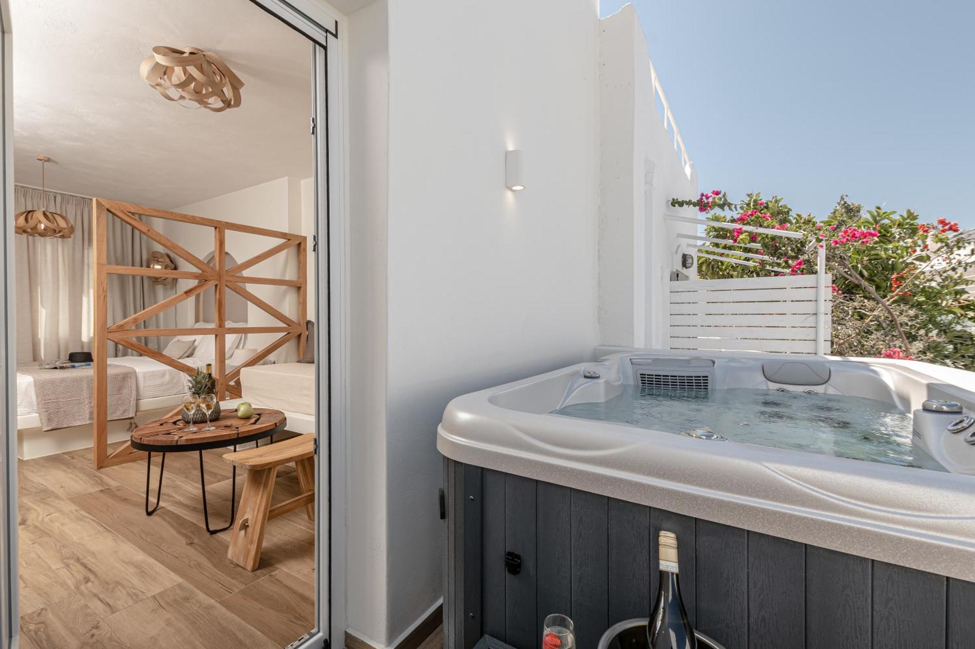 Heavenly Suites & Studios Naxos City Екстер'єр фото